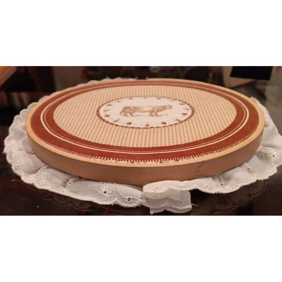 Hand Made Cross Stich Of Cow On Wooden Frame - Picture 2 of 3